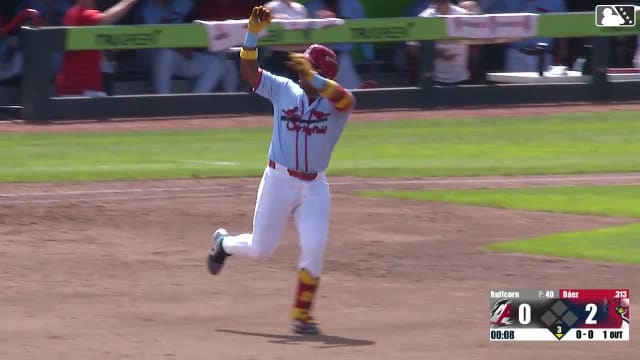 Jesús Báez hits his 39th homer of the year
