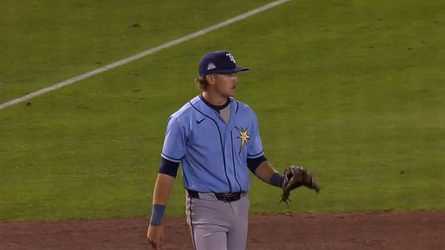 Brayden Taylor catches line drive