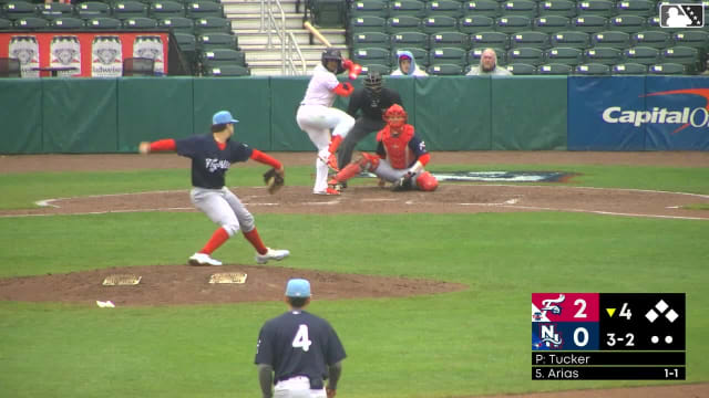 Victor Arias homers (2) on a fly ball to right center field.
