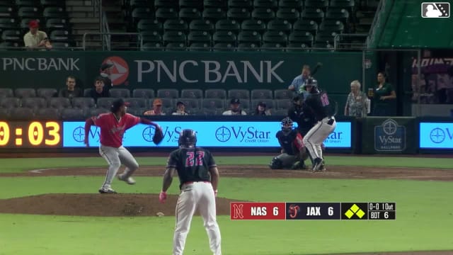 Kemp Alderman singles on a line drive to left fielder Tyler Black. Cam Cannarella scores. Deyvison De Los Santos to 3rd. Graham Pauley to 2nd.