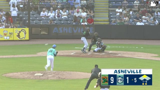 Edward Florentino singles on a ground ball to right fielder Chase Call. Murf Gray scores.