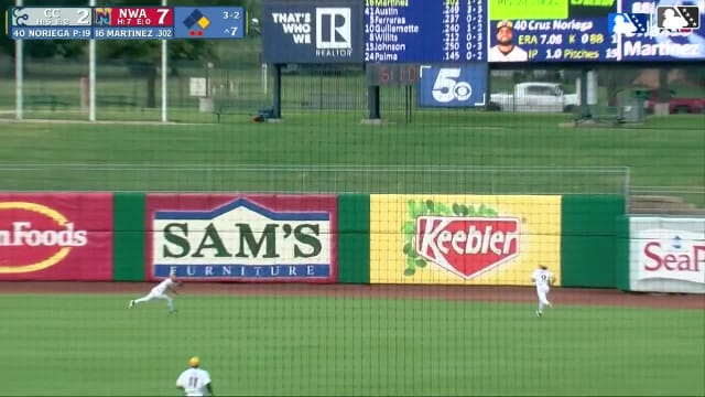 Carson Roccaforte's diving grab
