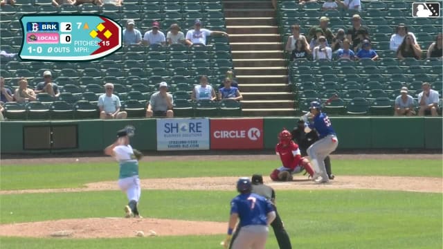 Mitch Voit singles on a sharp line drive to left fielder Carter Mathison. Yohairo Cuevas scores. AJ Salgado scores. Sam Biller to 3rd.