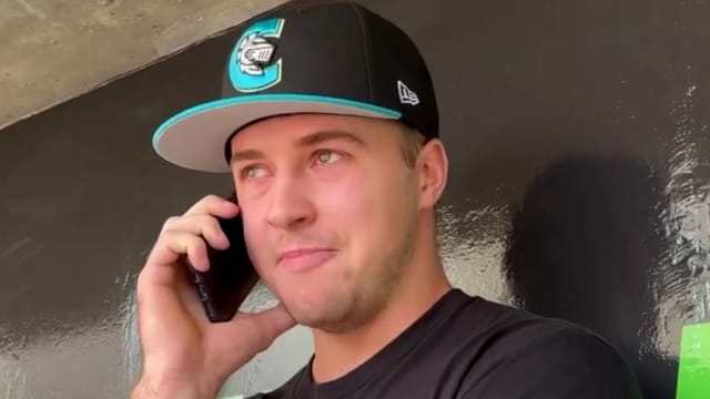 Kyle Teel calls parents after getting MLB call up