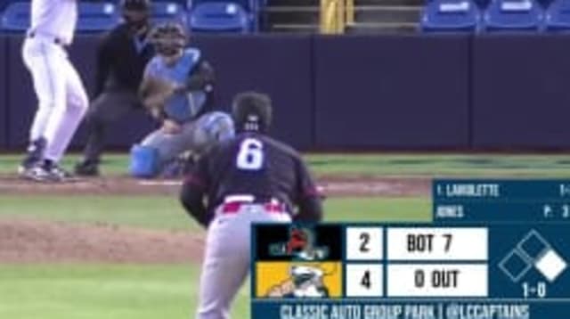 Jace LaViolette's two-run home run (4)
