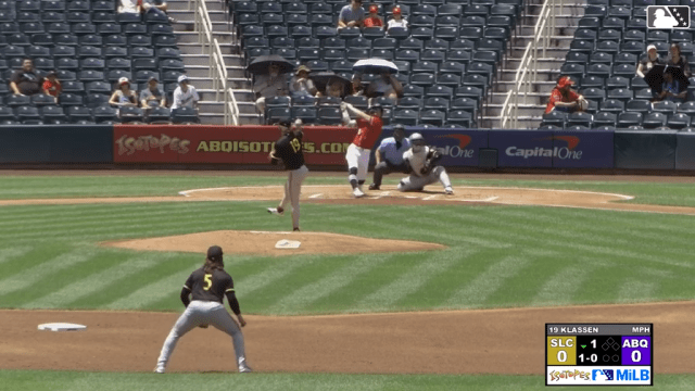 Zac Veen's solo homer (12)