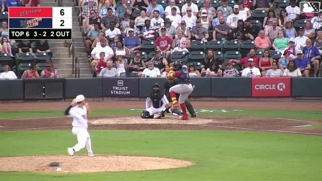 Yoeilin Cespedes homers (14) on a line drive to left field. Enddy Azocar scores.