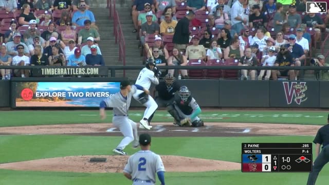 Braylon Payne singles on a ground ball to center fielder Asbel Gonzalez. Luis Peña scores.