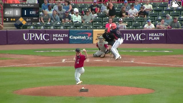Thayron Liranzo homers (11) on a fly ball to left field. Peyton Graham scores. Josue Briceño scores.