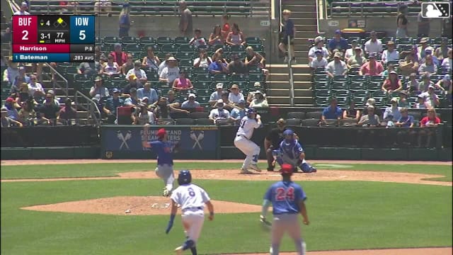 Brett Bateman doubles (10) on a fly ball to right fielder Yohendrick Piñango. Ben Cowles scores.