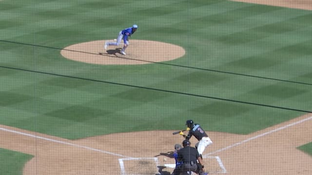 Jordan Lawlar scores on a throwing error