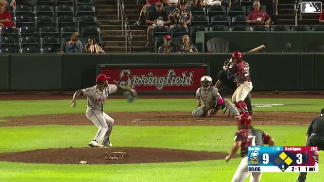 Rainiel Rodriguez doubles (7) on a line drive to left fielder Junior Franco. Dakota Harris scores. Jesús Báez to 3rd.