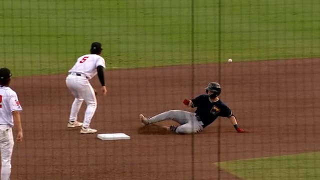 Justin Johnson's career-high five hits 
