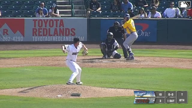 Chase Harlan homers (4) on a fly ball to left center field. Kellon Lindsey scores.