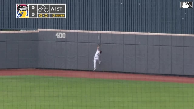 Connor Kokx's incredible catch at the wall