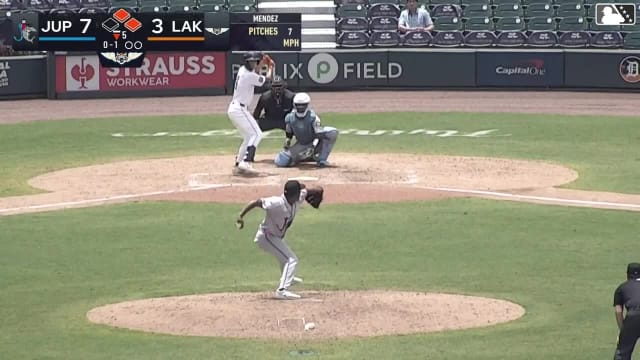 Jude Warwick homers (8) on a fly ball to right center field. Jesus Pinto scores. Hunter Dobbins scores.