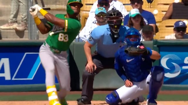 Leo De Vries' RBI triple