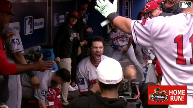 Seaver King's inside-the-park home run