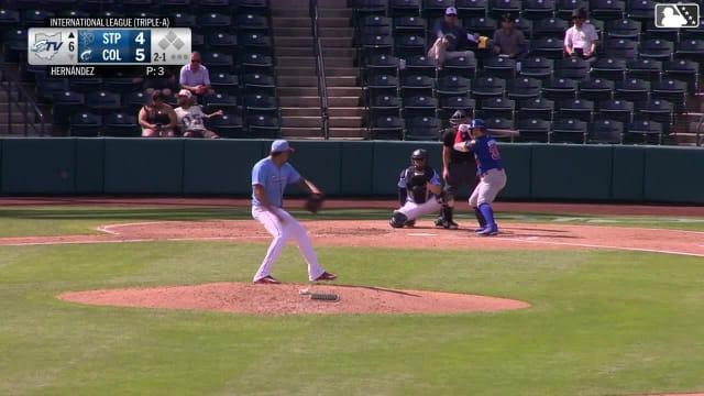 Kala'i Rosario homers (3) on a fly ball to center field.