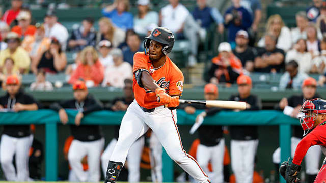 Aron Estrada's RBI groundout