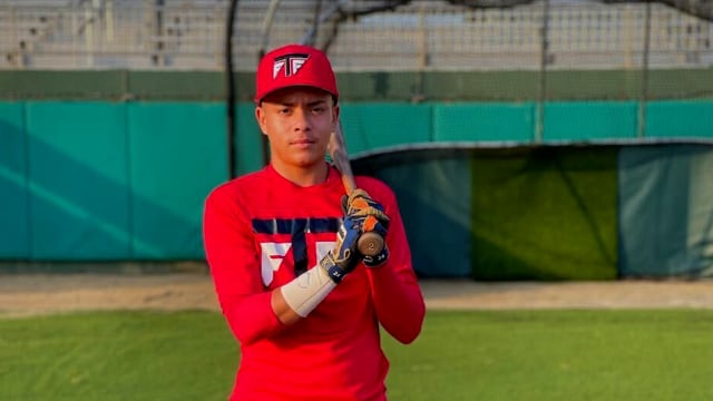 Top Int'l Prospects: Macares, OF