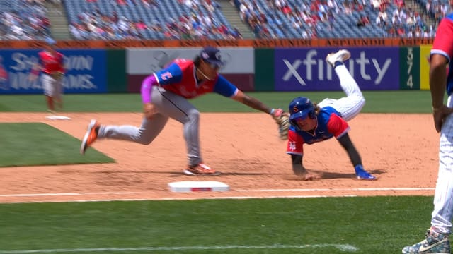 Ralphy Velazquez's unassisted double play