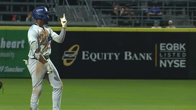 Josue De Paula's four-hit game