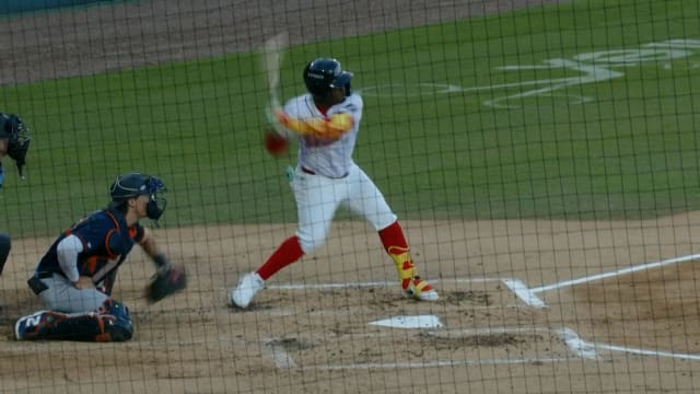 Yoeilin Cespedes' first career multihomer game