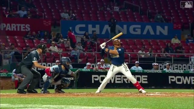 Ramón Mendoza's two-run triple