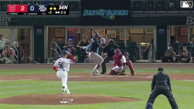 Mikey Romero singles on a line drive to right fielder Gabriel Rincones Jr. Franklin Arias scores. Anthony Seigler to 3rd.