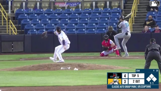 Donovan Zsak In play, run(s) to Aiva Arquette