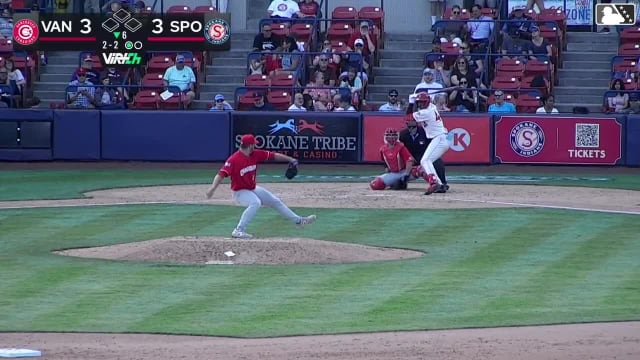 Robert Calaz homers (3) on a line drive to left center field.