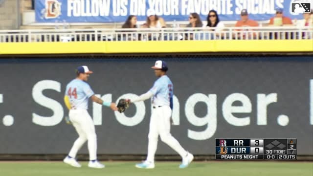Homer Bush Jr. robs a home run