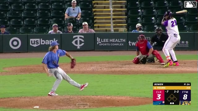 Quentin Young homers (15) on a fly ball to right field.
