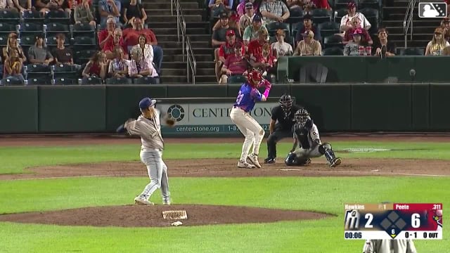 Tai Peete homers (3) on a fly ball to right field.