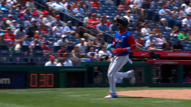 Edward Florentino scores on Jesús Made's ground out