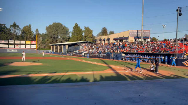 2026 No. 1 Draft prospect Roch Cholowsky's home run