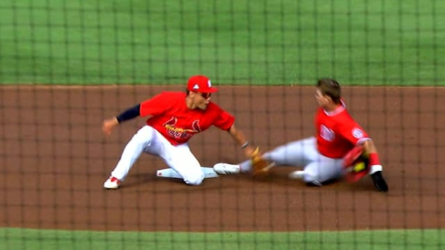 Eli Willits steals second