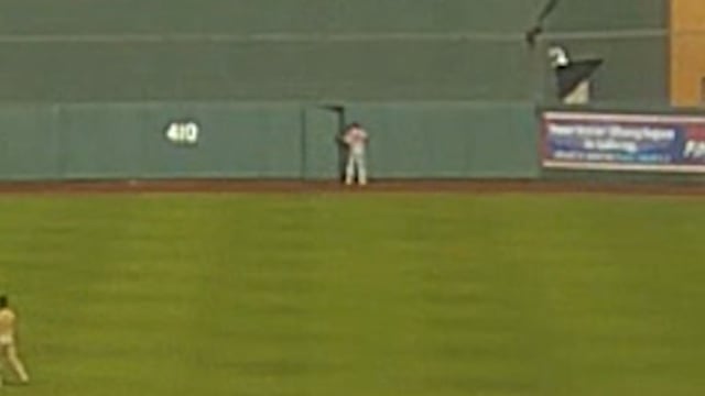 Vance Honeycutt's running catch in the 5th