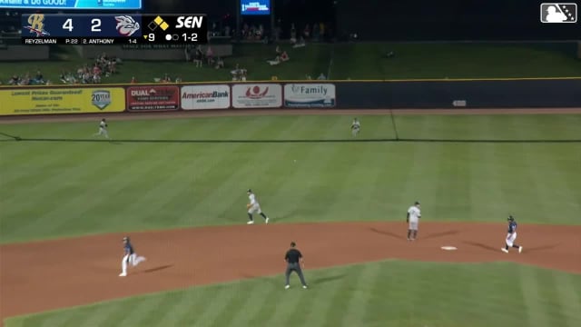 Keaton Anthony singles on a sharp ground ball to center fielder Kenedy Corona. Robert Moore scores. Steward Berroa to 3rd.