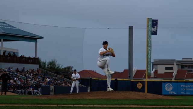 Breaking down #39 prospect Robby Snelling