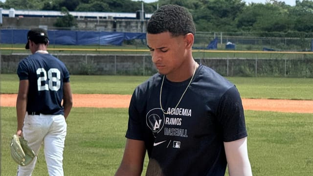Top Int'l Prospects: Ezequiel Melbourne, SS