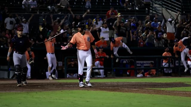 Romeo Sanabria walks it off for San Antonio
