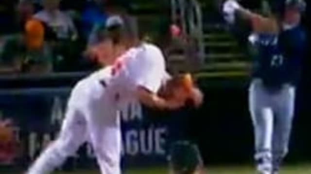 Jonny Farmelo's go-ahead sac fly