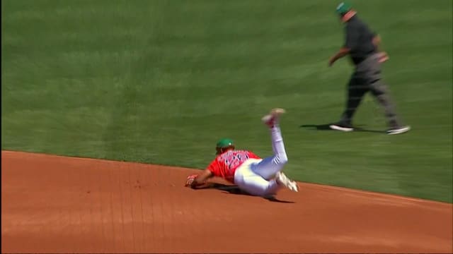 Kristian Campbell's tremendous diving stop