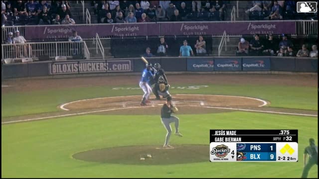 Jesús Made's two-run triple