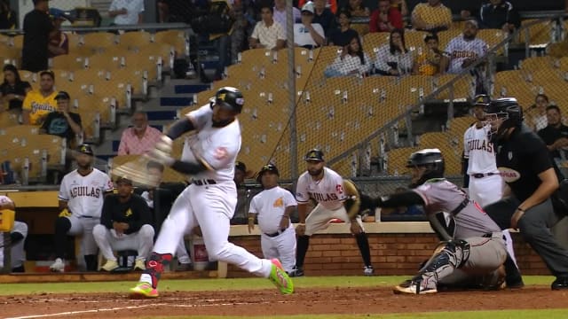 Emmanuel Rodríguez's two-run homer