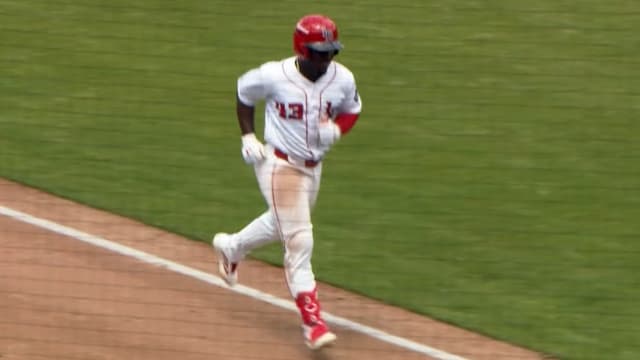 Héctor Rodríguez's three-homer game