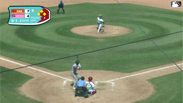 Enddy Azocar doubles (16) on a line drive to right fielder Griffin Burkholder. Colin Yeaman scores. Yasmil Bucce scores. Félix Amparo to 3rd.