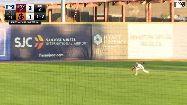 Jose Astudillo's stellar diving catch 